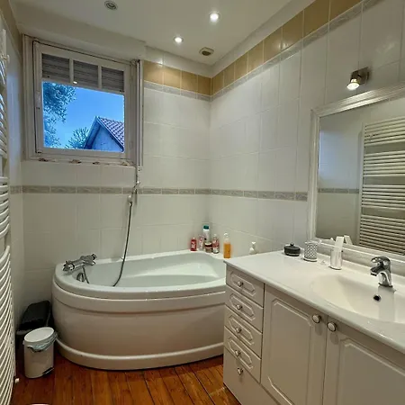 L'abri Cotier, 400m De La A